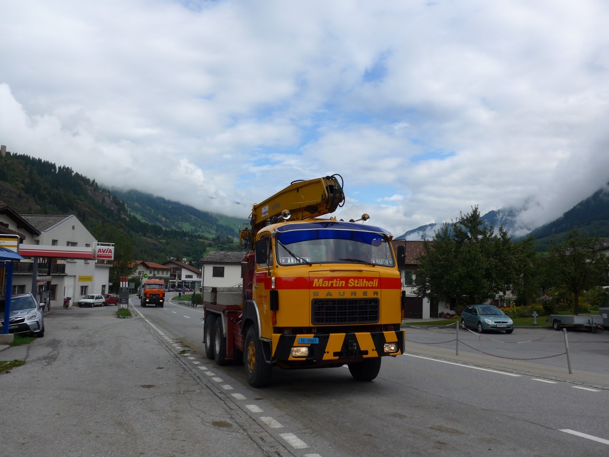 (165'293) - Stheli, Roggwil - TG 2067 - Saurer am 19. September 2015 in Andeer, Tgavugl