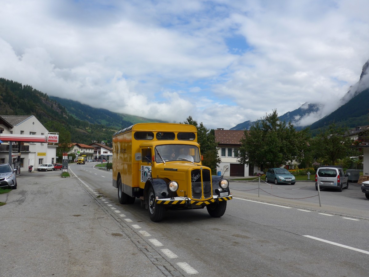 (165'333) - Marti-Toneatti - LU 90'866 U - Saurer am 19. September 2015 in Andeer, Tgavugl