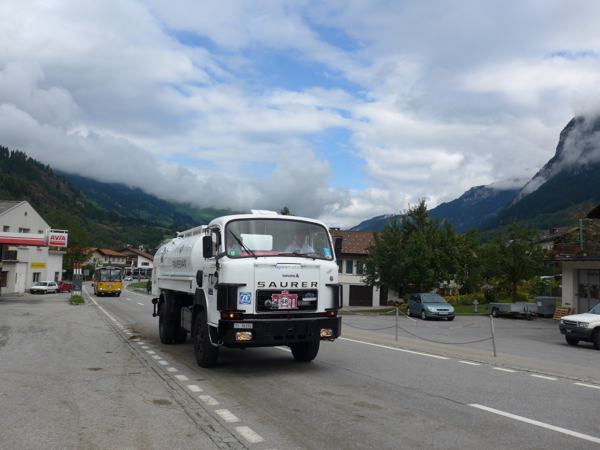 (165'381) - Adis, Hnenberg - TI 76'192 - Saurer am 19. September 2015 in Andeer, Tgavugl