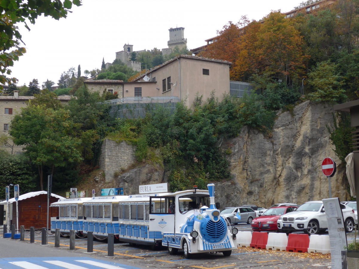 (165'633) - Touristenzgli - K9943 - am 24. September 2015 in San Marino