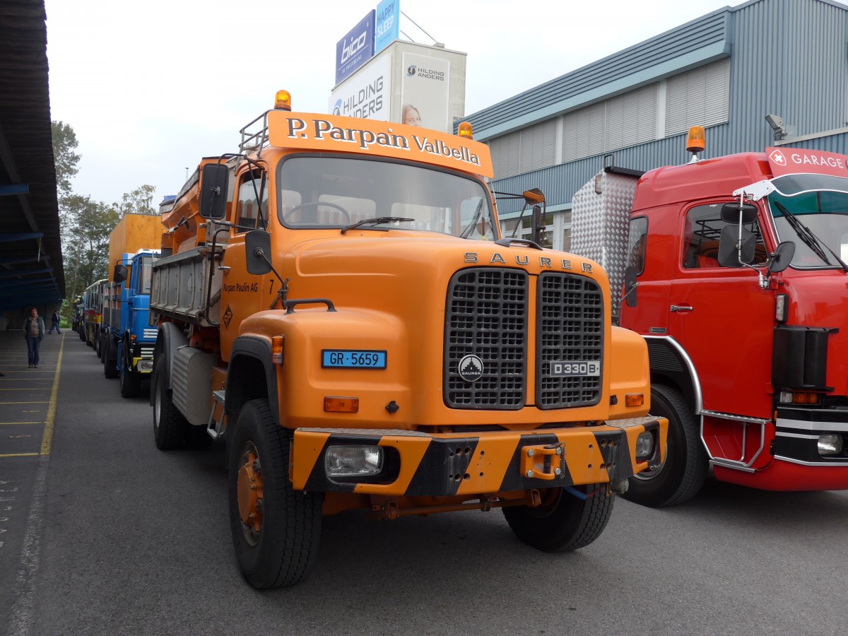 (166'096) - Parpan, Valbella - Nr. 7/GR 5659 - Saurer am 10. Oktober 2015 in Schnis, Bicoareal