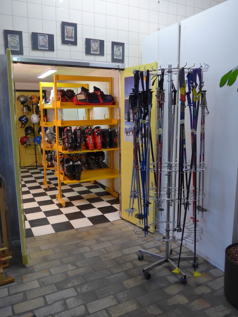 (166'256) - Erffnung Skiraum am 16. Oktober 2015 im BrockiShop
