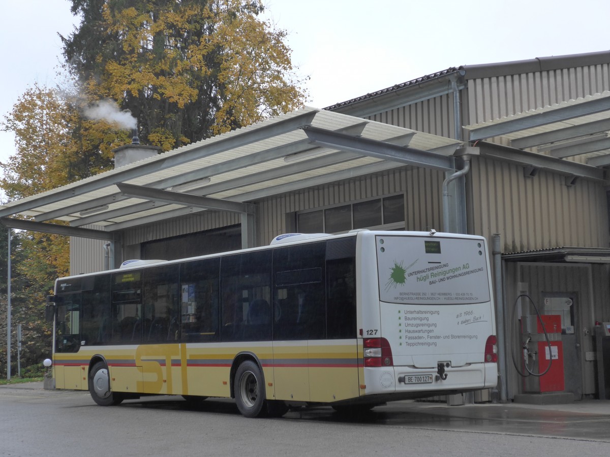 (166'283) - STI Thun - Nr. 127/BE 700'127 - MAN am 18. Oktober 2015 in Heimenschwand, Garage