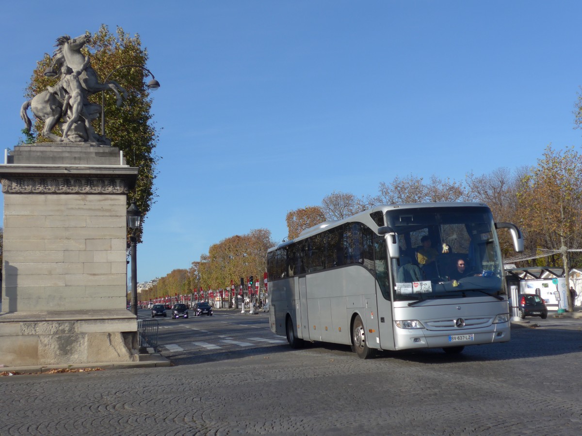 (166'643) - ??? - BV 637 LZ - Mercedes am 15. November 2015 in Paris, Concorde