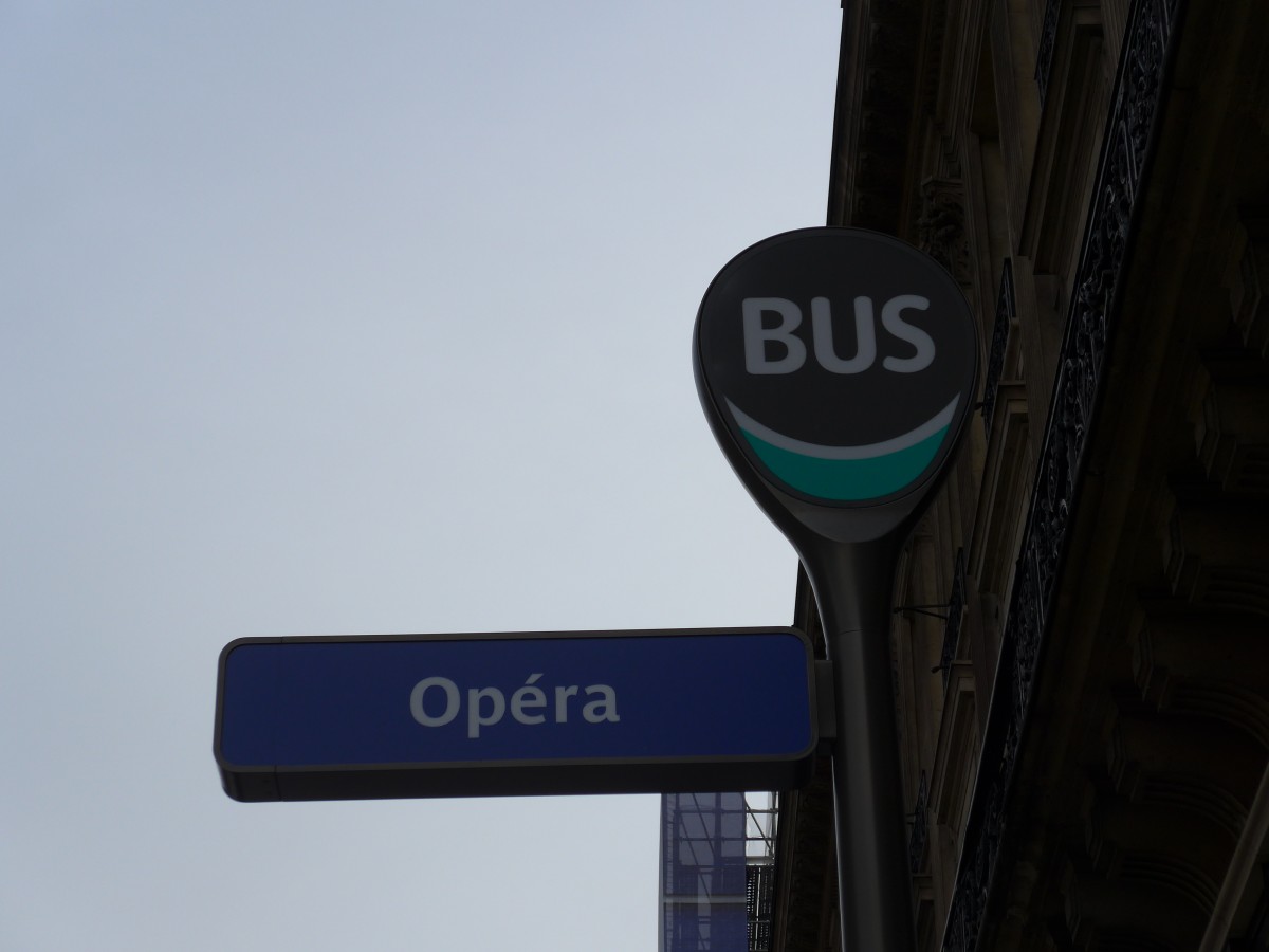 (166'877) - Bus-Haltestelle - Paris, Opra - am 16. November 2015