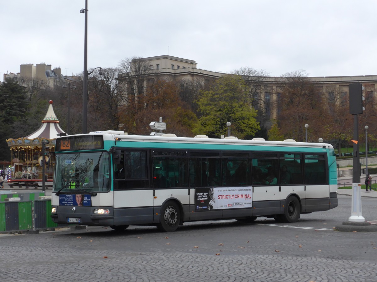 (167'178) - RATP Paris - Nr. 7329/CA 737 MM - Renault am 17. November 2015 in Paris, Tour Eiffel