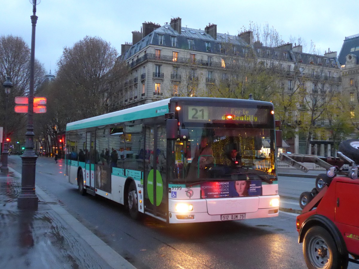 (167'241) - RATP Paris - Nr. 9199/512 QJM 75 - MAN am 17. November 2015 in Paris, Notre Dame