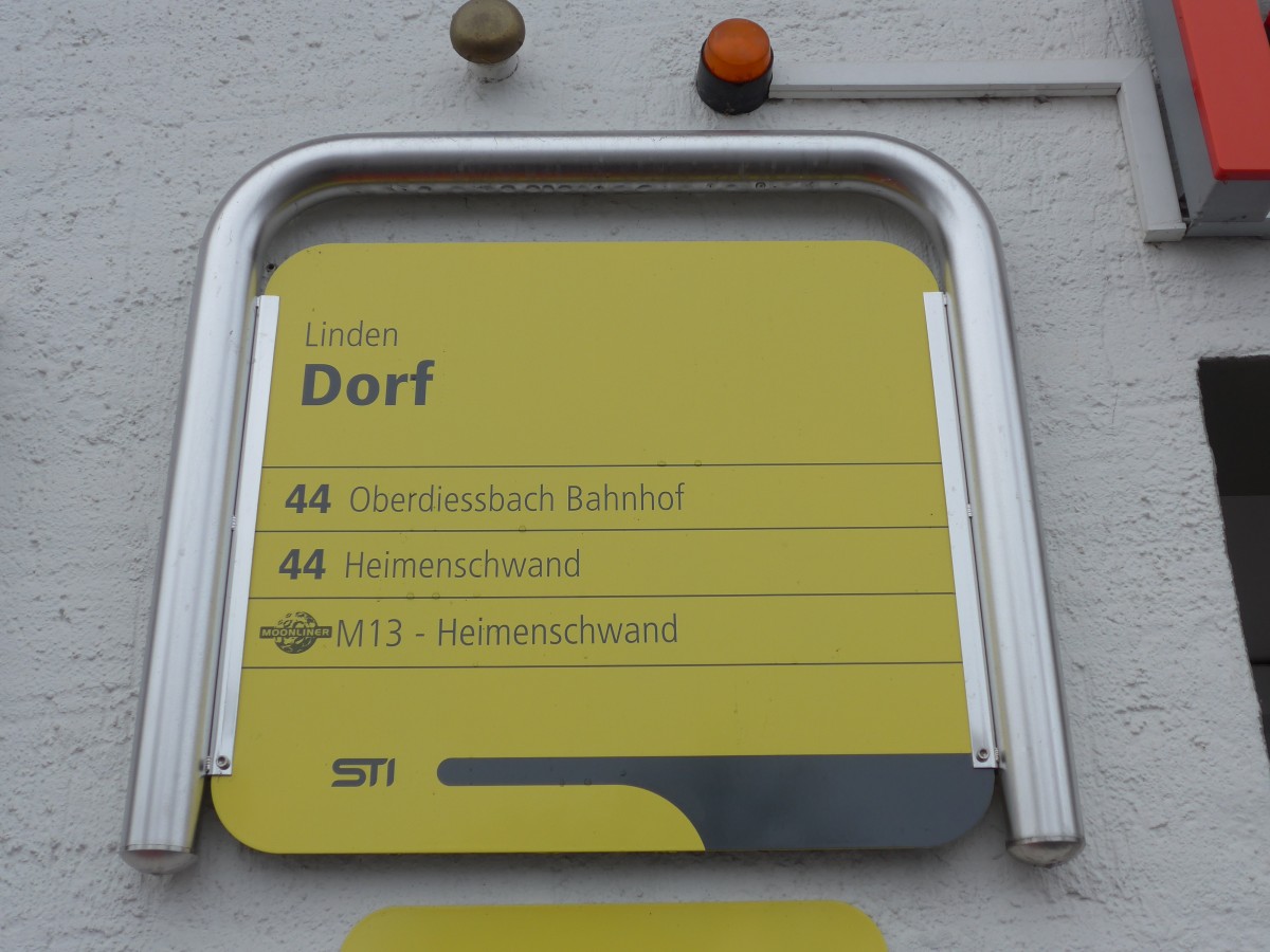 (167'458) - STI-Haltestelle - Linden, Dorf - am 22. November 2015