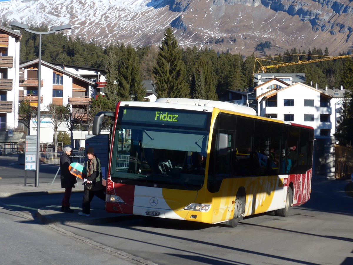 (167'959) - Stuppan, Flims - GR 161'660 - Mercedes am 26. Dezember 2015 in Laax, Bergbahnen