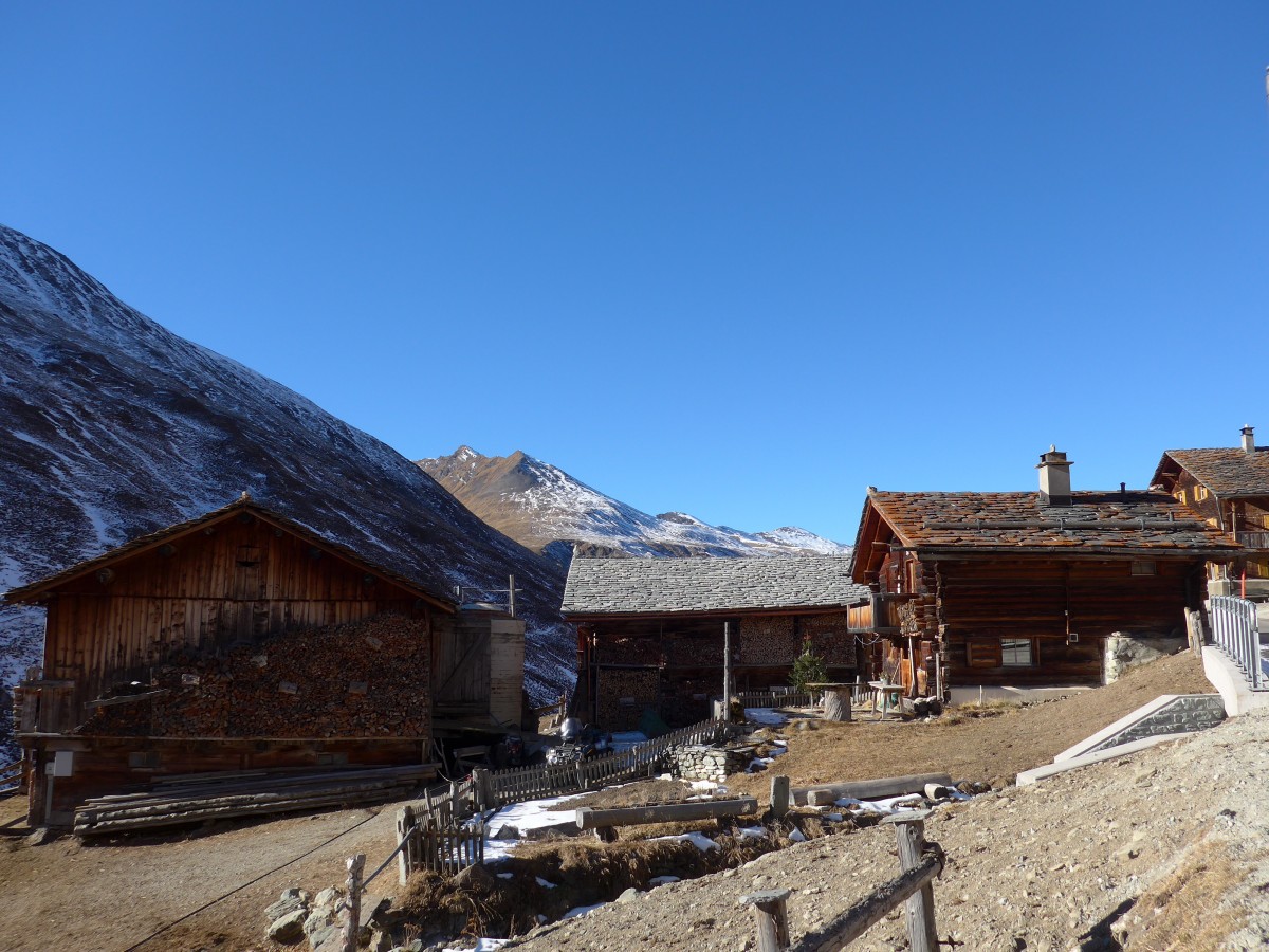 (168'081) - Huser am 29. Dezember 2015 in Juf
