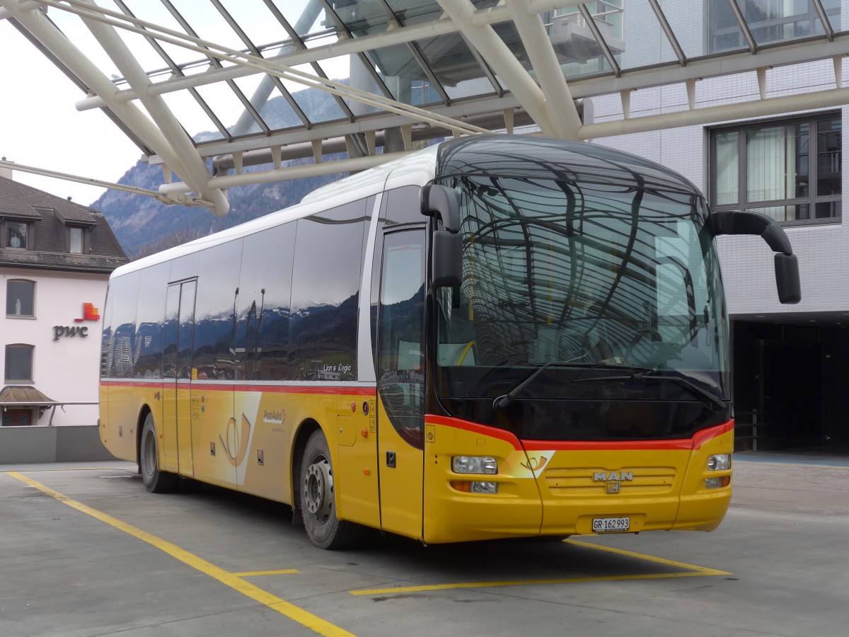 (168'291) - PostAuto Graubnden - GR 162'993 - MAN am 2. Januar 2016 in Chur, Postautostation