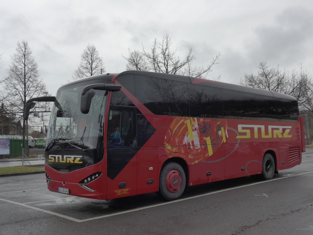 (168'589) - Aus Deutschland: Sturz, St. Wolfgang - ED-SB 440 - Viseon am 3. Februar 2016 in Thun, Seestrasse