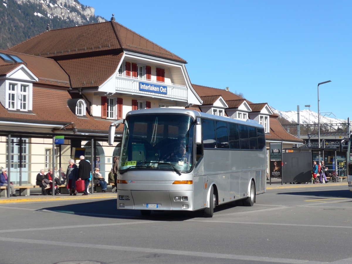 (168'827) - Aus Italien: ??? - DJ-752 NY - Bova am 21. Februar 2016 beim Bahnhof Interlaken Ost