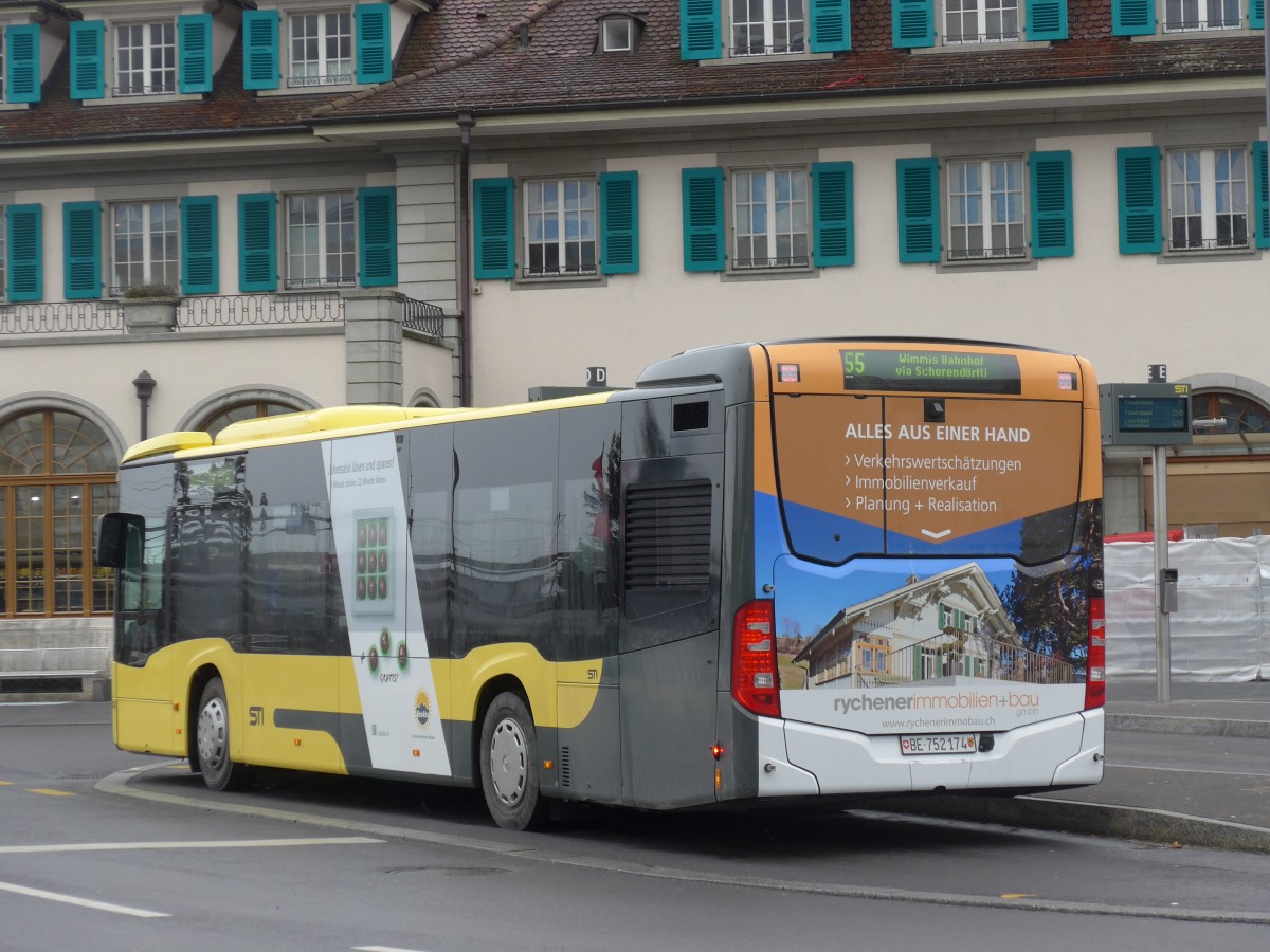 (169'024) - STI Thun - Nr. 174/BE 752'174 - Mercedes am 3. Mrz 2016 beim Bahnhof Thun