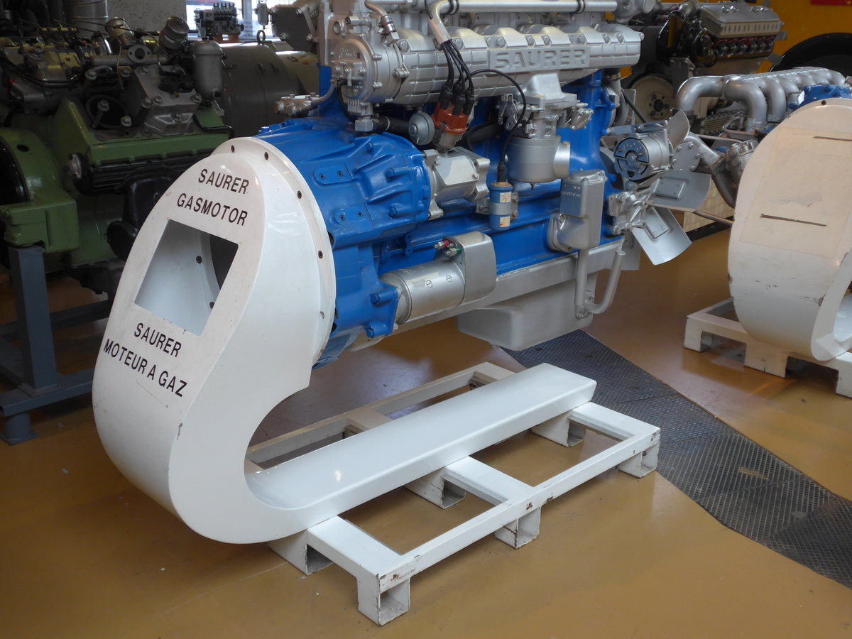 (169'692) - Im Saurer-Museum: Saurer Gasmotor am 2. April 2016