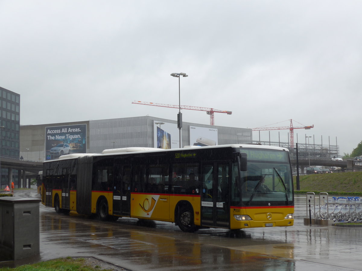 (170'529) - PostAuto Zrich - Nr. 237/ZH 780'684 - Mercedes am 13. Mai 2016 in Zrich, Flughafen