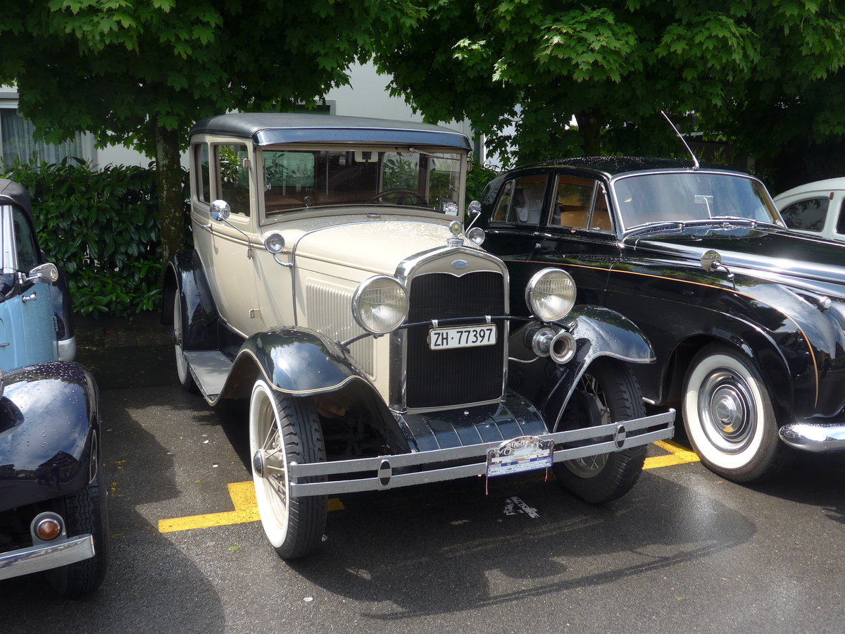 (170'794) - Ford - ZH 77'397 - am 14. Mai 2016 in Sarnen, OiO