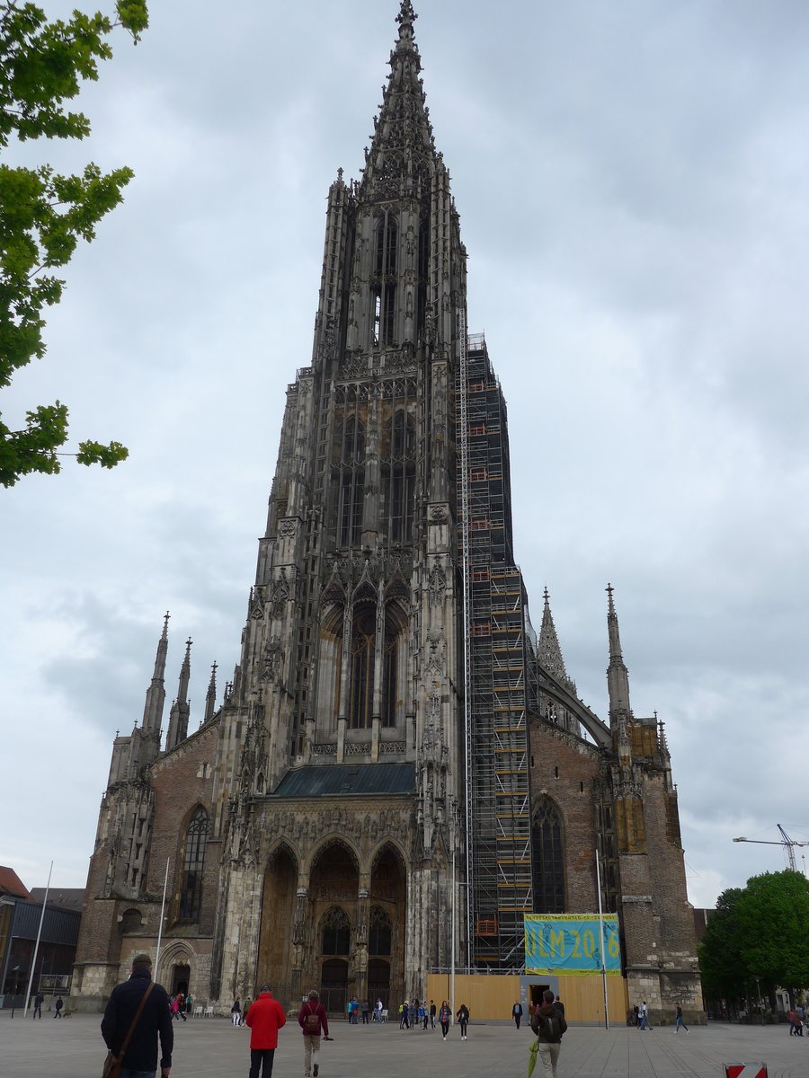 (171'014) - Das Mnster am 19. Mai 2016 in Ulm