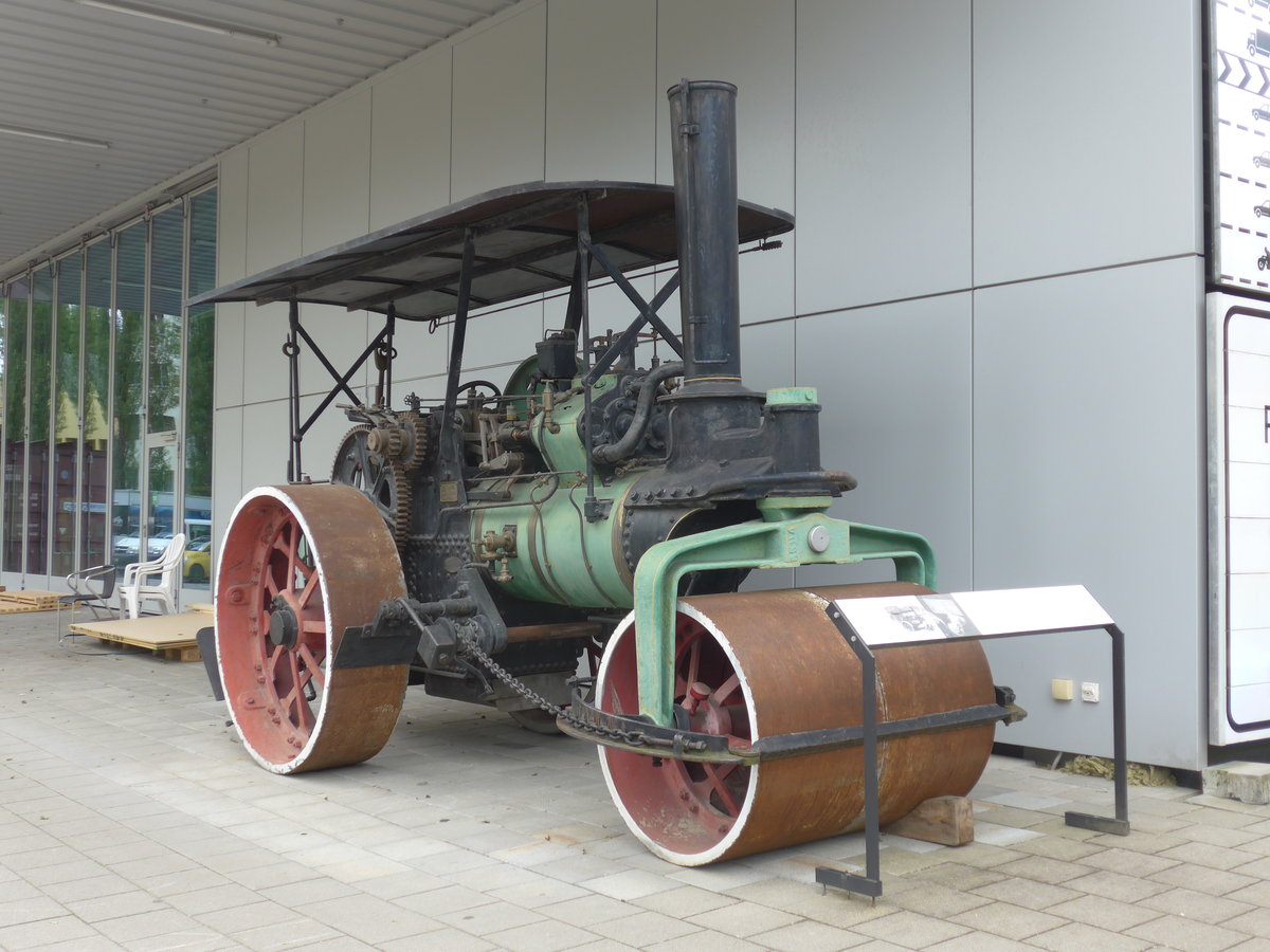 (171'346) - Dampfwalze von 1911 am 22. Mai 2016 in Luzern, Verkehrshaus