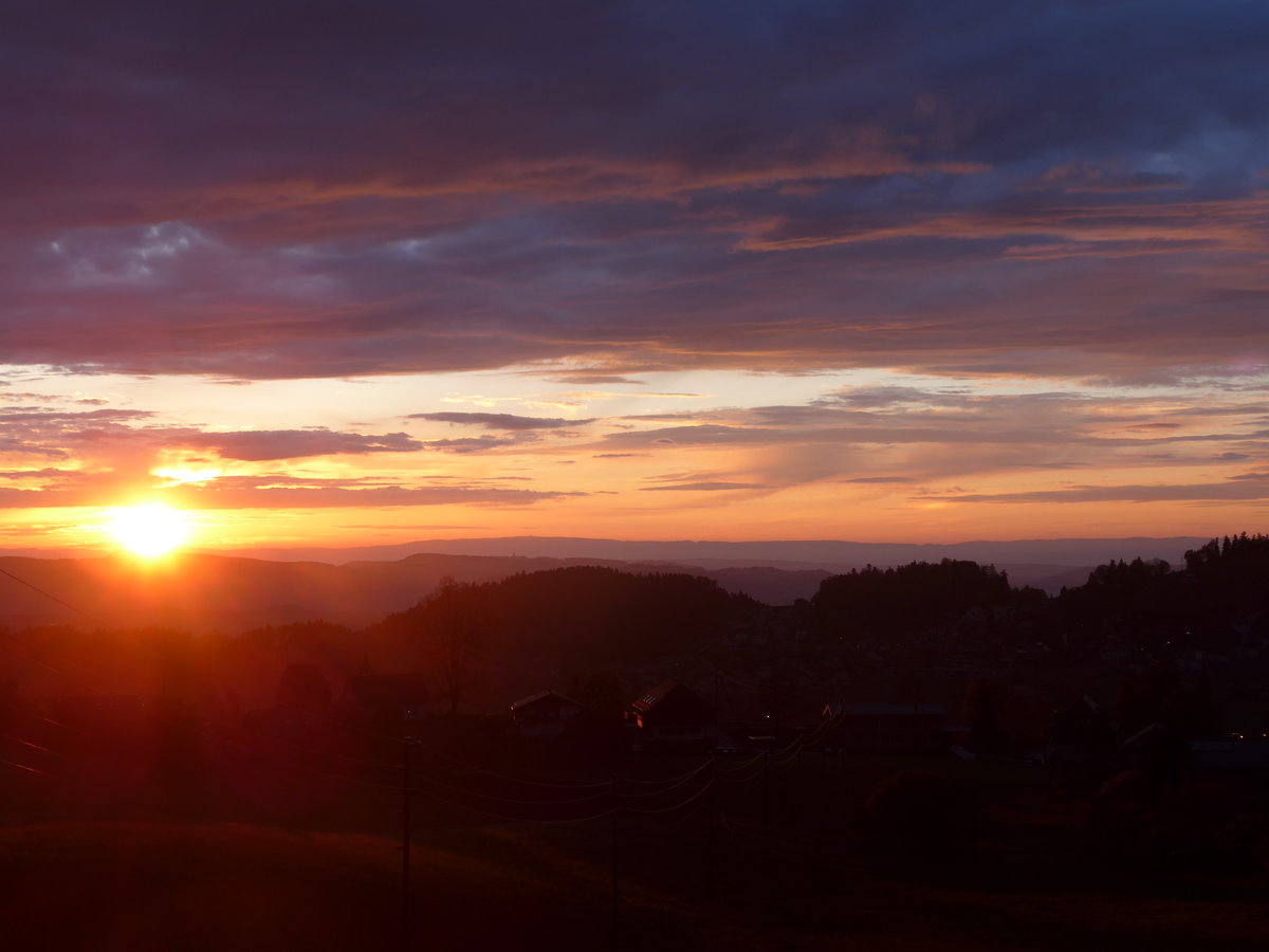 (171'420) - Sonnenuntergang am 25. Mai 2016 in Heiligenschwendi