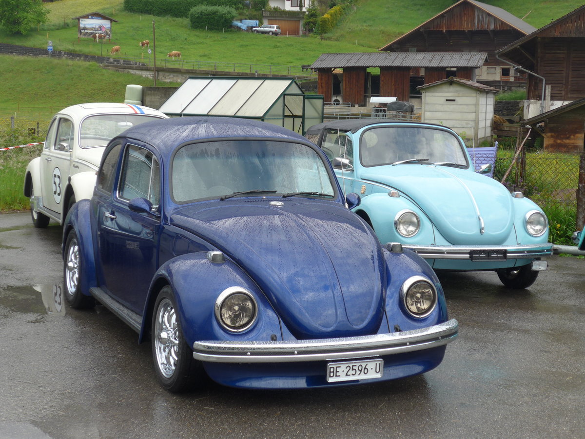 (171'489) - VW-Kfer - BE 2596 U - am 28. Mai 2016 beim Bahnhof Boltigen