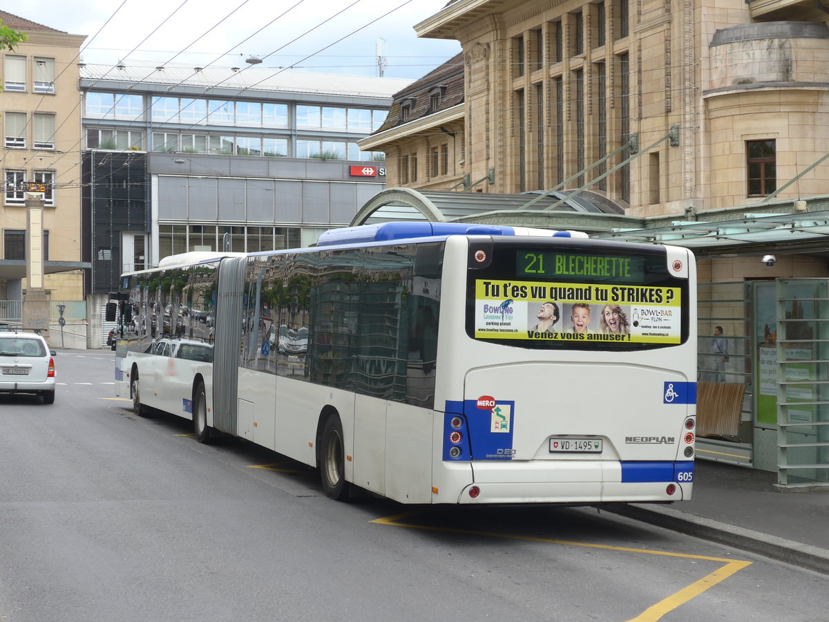 (172'152) - TL Lausanne - Nr. 605/VD 1495 - Neoplan am 25. Juni 2016 beim Bahnhof Lausanne