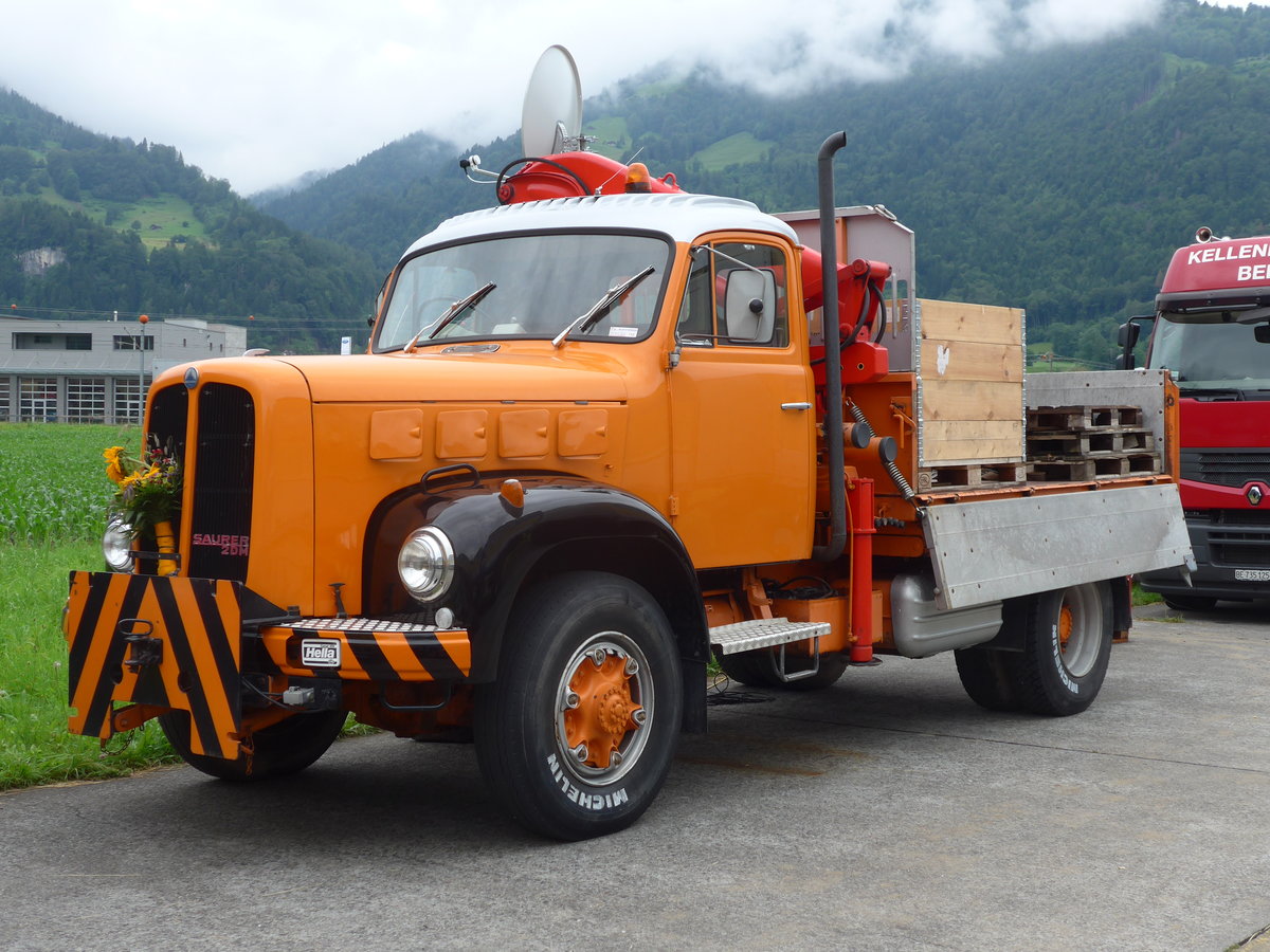 (172'498) - Saurer am 26. Juni 2016 in Interlaken, Flugplatz