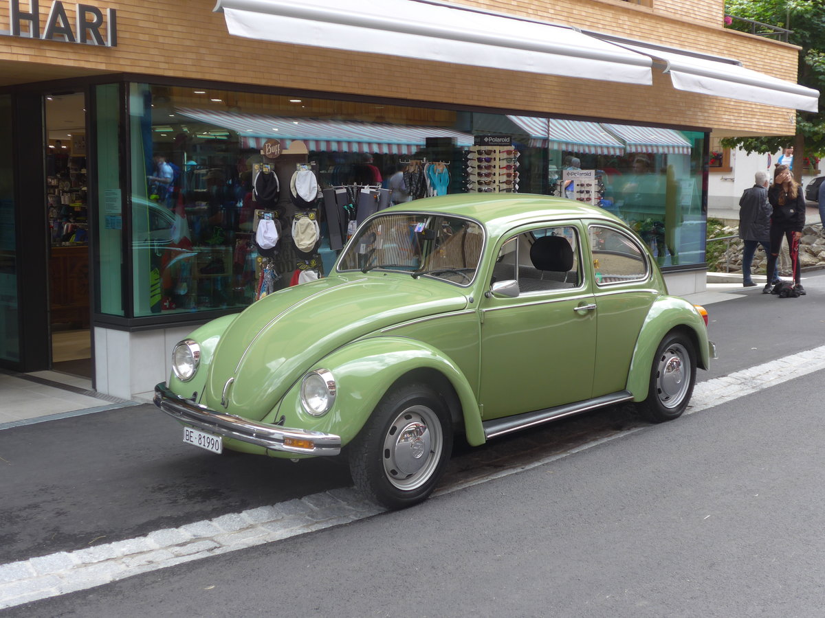 (173'429) - VW-Kfer - BE 81'990 - am 31. Juli 2016 in Adelboden, Dorfstrasse
