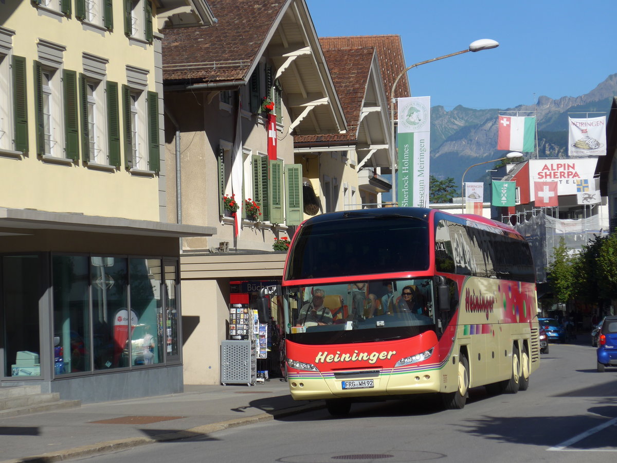 (173'706) - Aus Deutschland: Heininger, Schfweg - FRG-WH 92 - Neoplan am 8. August 2016 in Meiringen, Casino Platz