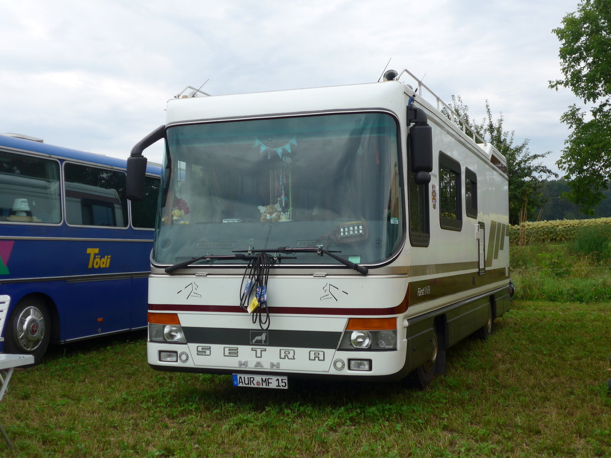 (174'003) - FrstLiner - AUR-MF 15 - am 20. August 2016 in Bsingen, Bahnhof