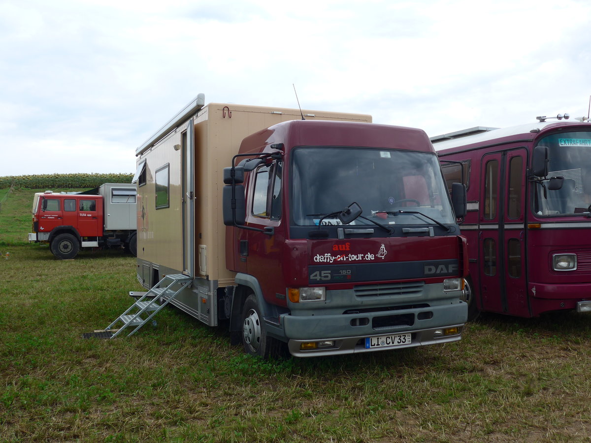 (174'046) - DAF - LI-CV 33 - am 20. August 2016 in Bsingen, Bahnhof