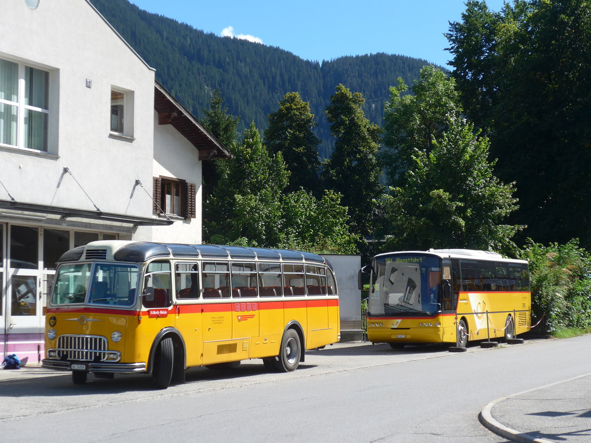 (174'246) - Tanner&Lambach, Reigoldswil - Nr. 2/BL 24'059 - FBW/R&J (ex Hunziker, Rschlikon; ex P 24'059; ex P 21'559) + Mark, Andeer - GR 163'713 - Neoplan am 21. August 2016 in Andeer, Garage Mark