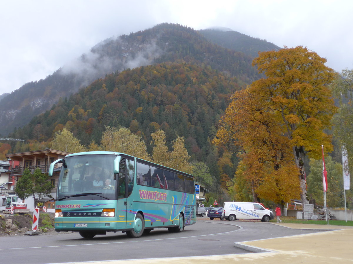 (175'966) - Aus Deutschland: Winkler - RO-HZ 315 - Setra am 19. Oktober 2016 in Pertisau, Bootshaus