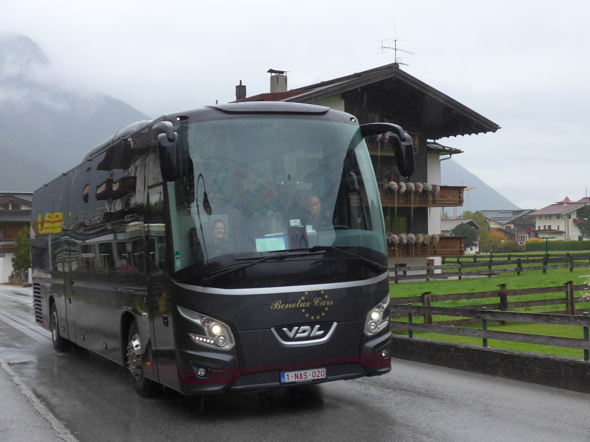 (175'972) - Aus Belgien: Benelux Cars - 1-NAS-020 - VDL am 19. Oktober 2016 in Pertisau, Hotel Rieser