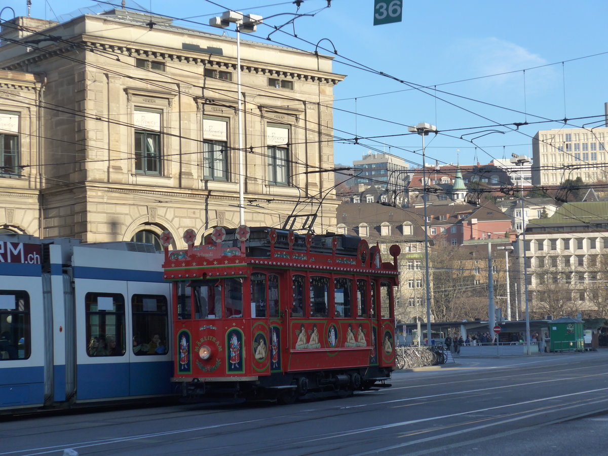 (176'960) - VBZ-Mrlitram am 6. Dezember 2016 beim Bahnhof Zrich