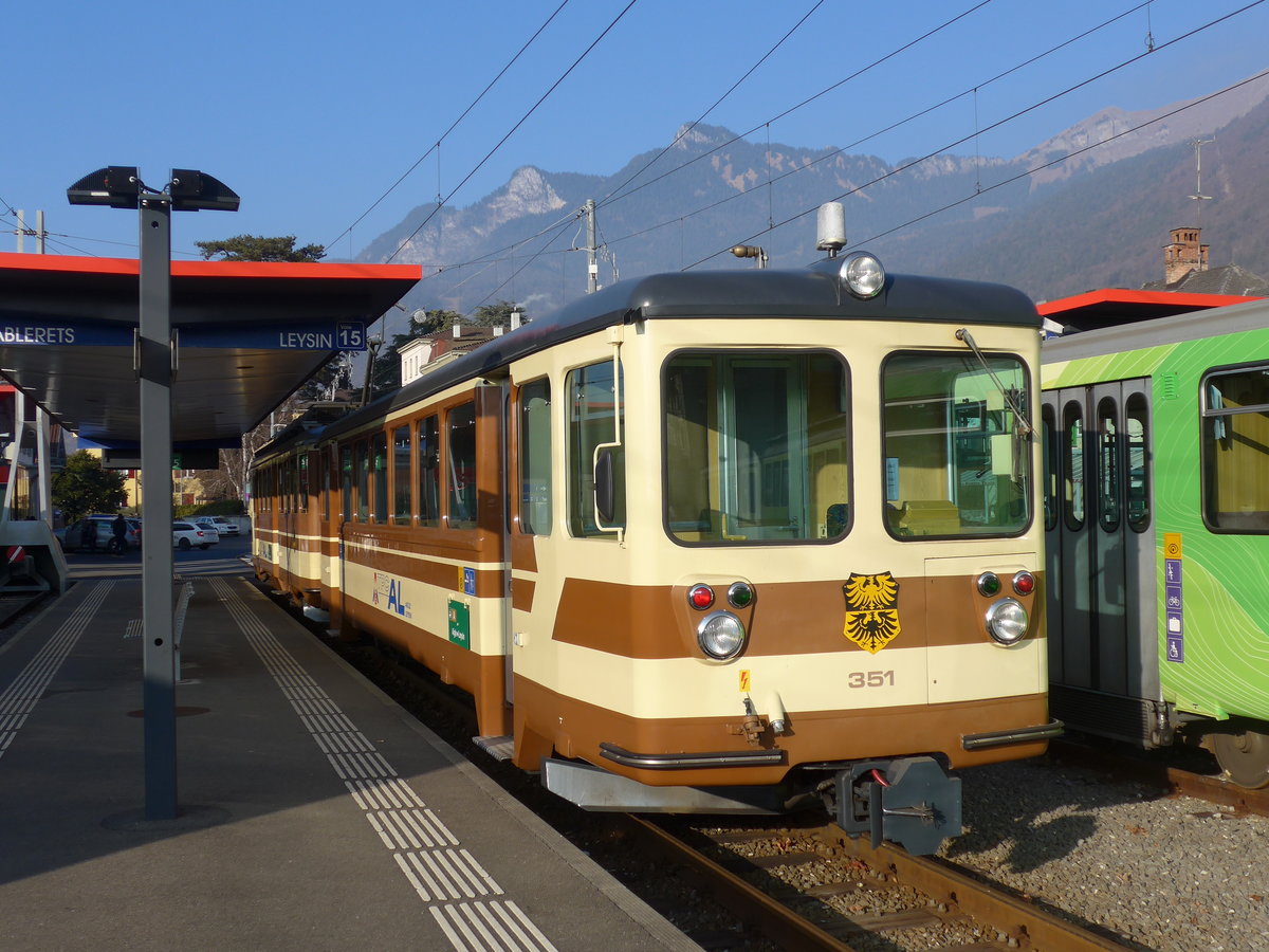(177'536) - TPC-AL-Triebwagen - Nr. 351 - am 1. Januar 2017 im Bahnhof Aigle