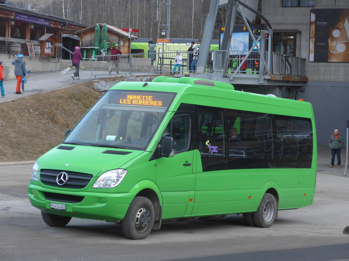 (177'556) - TPC Aigle - Nr. 11/VS 414'462 - Mercedes am 2. Januar 2017 beim Bahnhof Champry