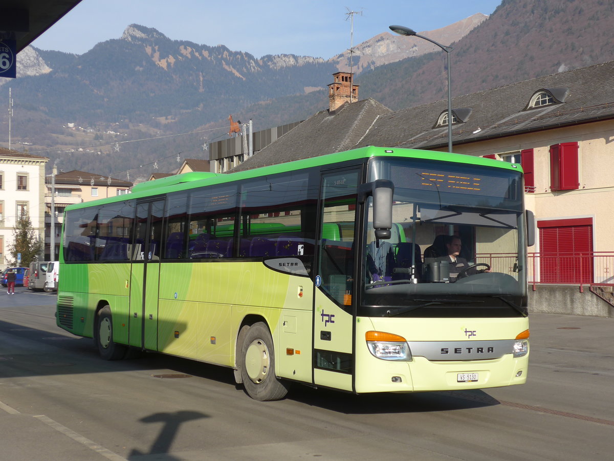 (177'589) - TPC Aigle - Nr. 6/VS 5130 - Setra am 2. Januar 2017 beim Bahnhof Aigle