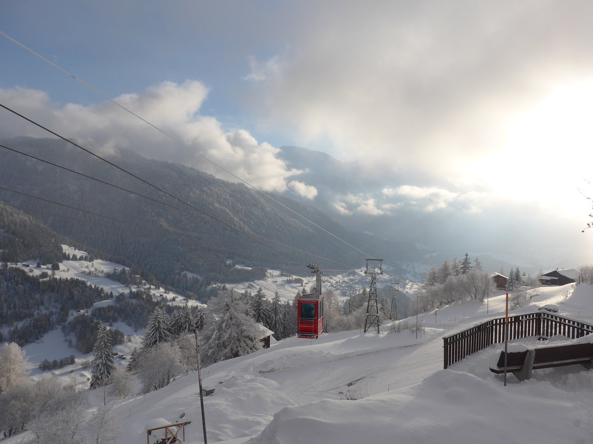 (178'050) - Luftseilbahn Frgangen-Bellwald - Nr. 1 - am 15. Januar 2017 in Bellwald, Bergstation
