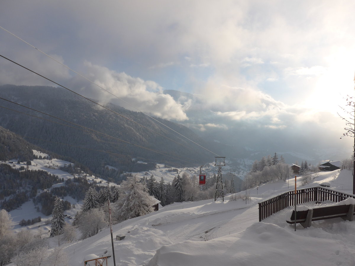 (178'051) - Luftseilbahn Frgangen-Bellwald - Nr. 2 - am 15. Januar 2017 in Bellwald, Bergstation