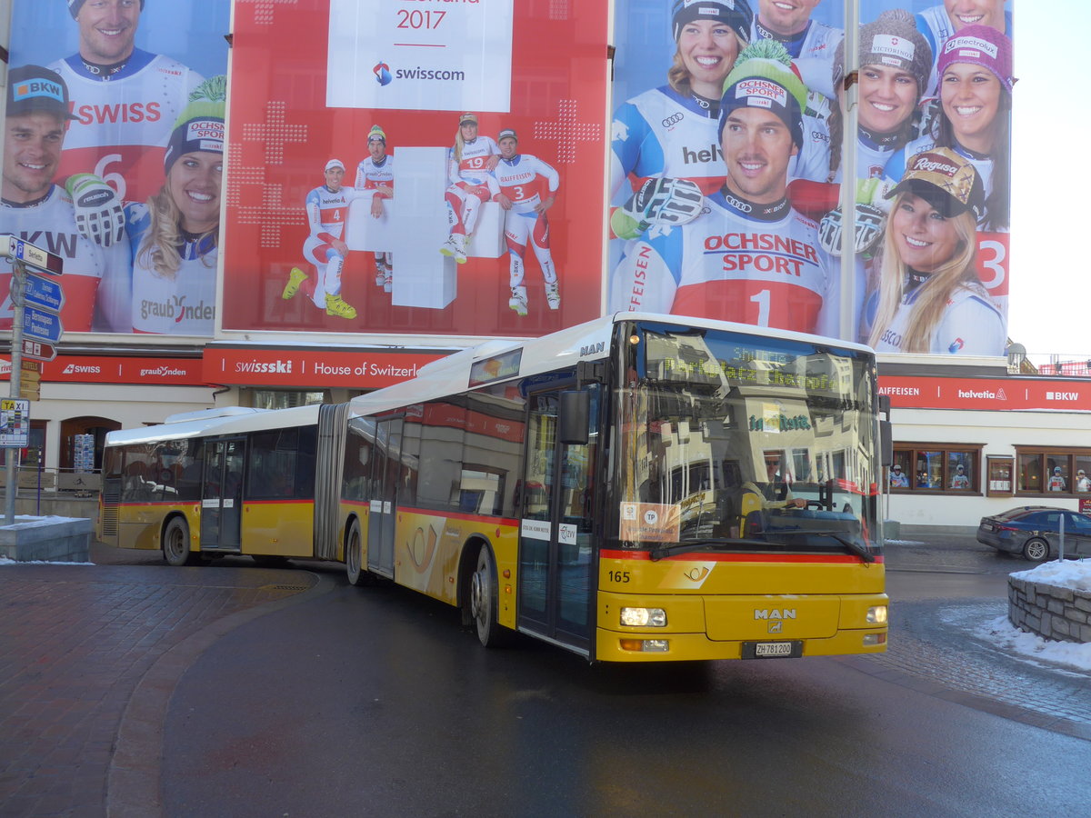 (178'589) - PostAuto Zrich - Nr. 165/ZH 781'200 - MAN am 18. Februar 2017 in St. Moritz, Hotel Schweizerhof