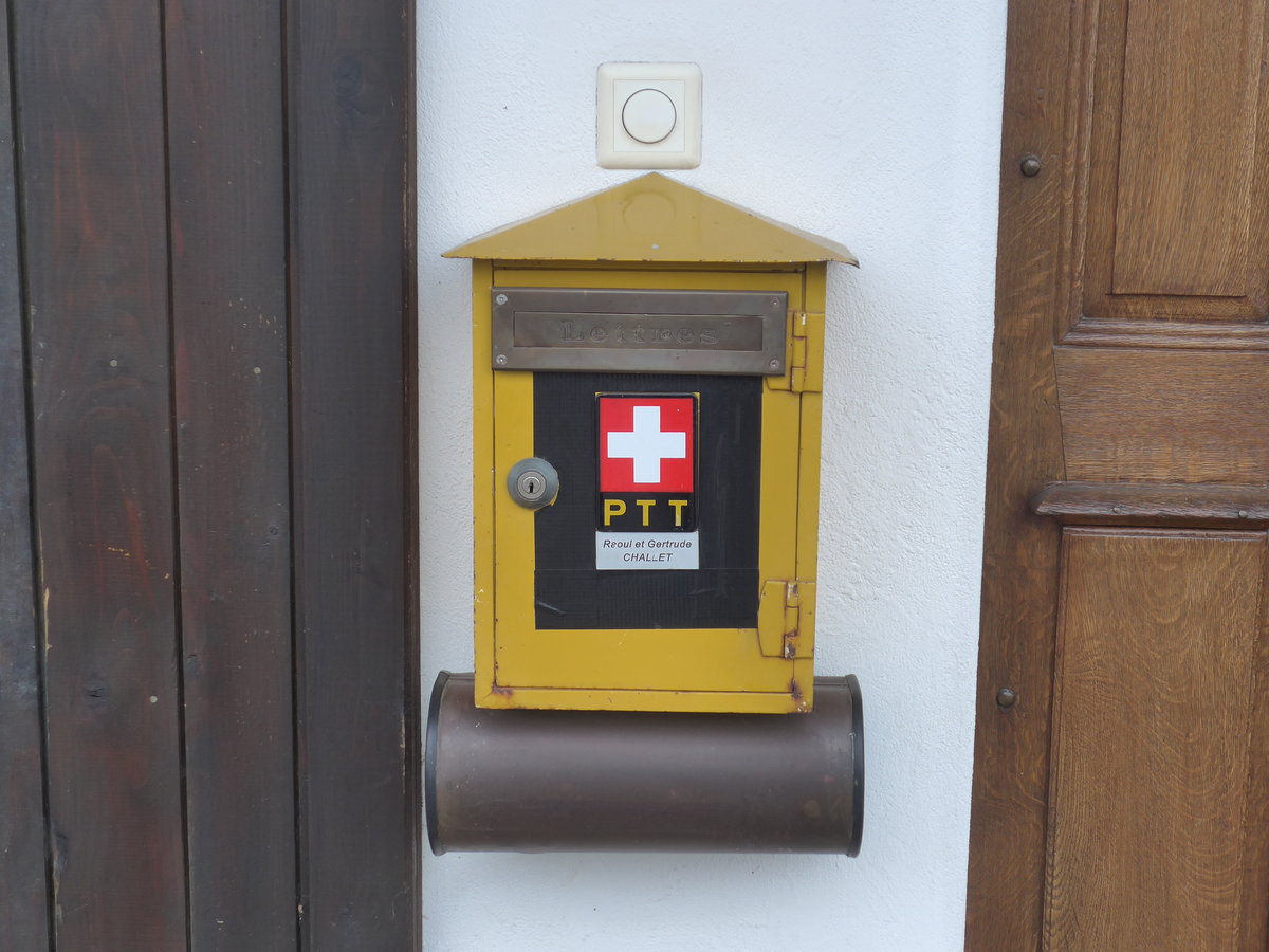 (179'332) - Alter PTT-Briefkasten am 2. April 2017 in Vendlincourt