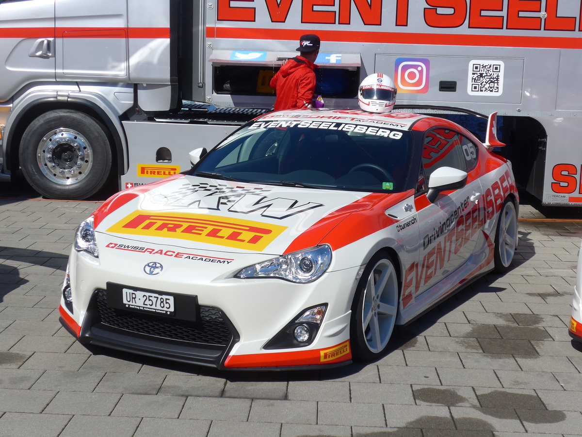(179'814) - Toyota - Nr. 05/UR 25'785 - Toyota am 29. April 2017 in Luzern, Verkehrshaus