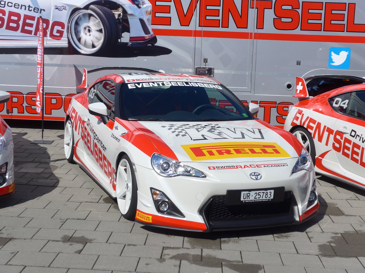 (179'816) - Toyota - Nr. 03/UR 25'783 - am 29. April 2017 in Luzern, Verkehrshaus