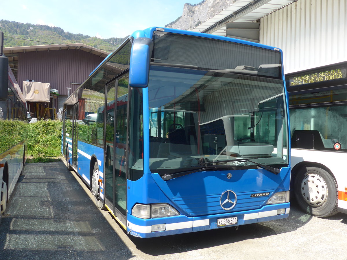 (179'948) - Buchard, Leytron - VS 386'364 - Mercedes (ex AFA Adelboden Nr. 91; ex AFA Adelboden Nr. 2) am 30. April 2017 in Leytron, Garage