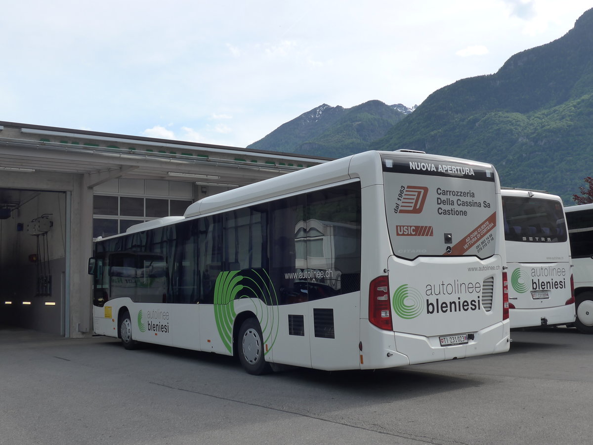 (180'612) - ABl Biasca - Nr. 23/TI 231'023 - Mercedes am 23. Mai 2017 in Biasca, Garage