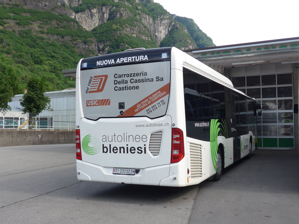 (180'613) - ABl Biasca - Nr. 23/TI 231'023 - Mercedes am 23. Mai 2017 in Biasca, Garage