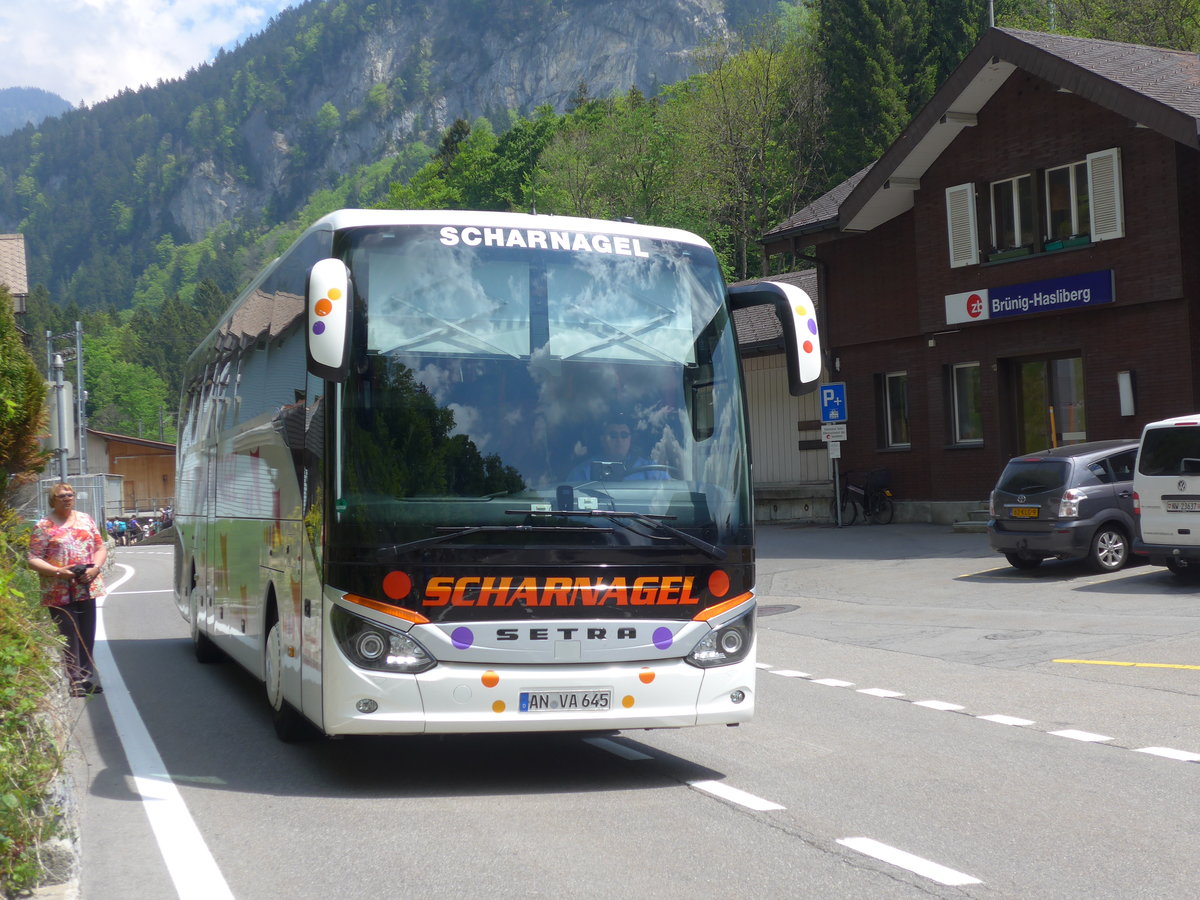 (180'731) - Aus Deutschland: Scharnagel, Feuchtwangen - AN-VA 645 - Setra am 24. Mai 2017 auf dem Brnigpass