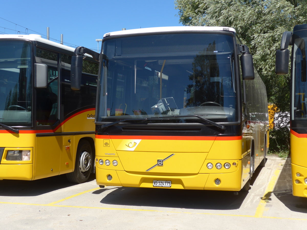 (181'187) - CarPostal Ouest - VD 124'775 - Volvo am 18. Juni 2017 in Yverdon, Garage