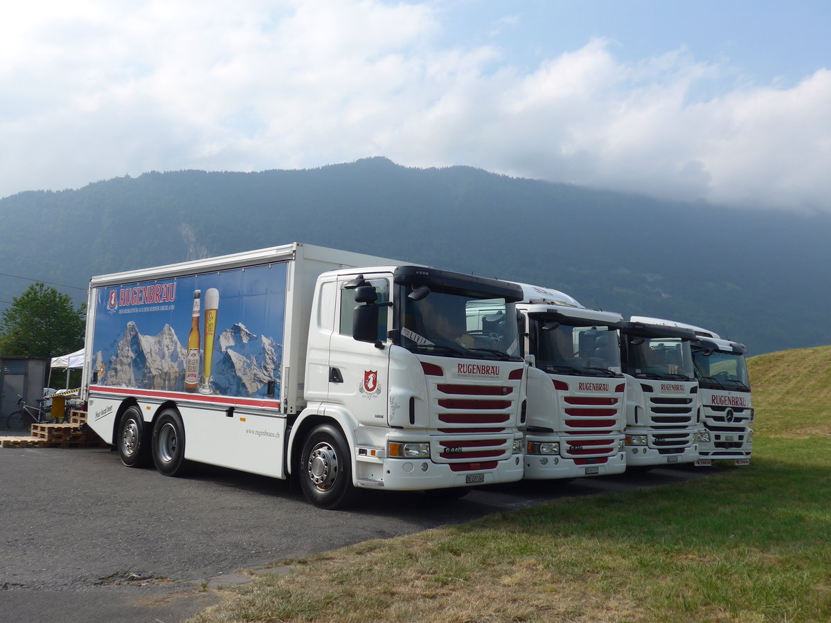(181'514) - Rugenbru, Matten - Nr. 10/BE 237'140 - Scania am 24. Juni 2017 in Interlaken, Flugplatz